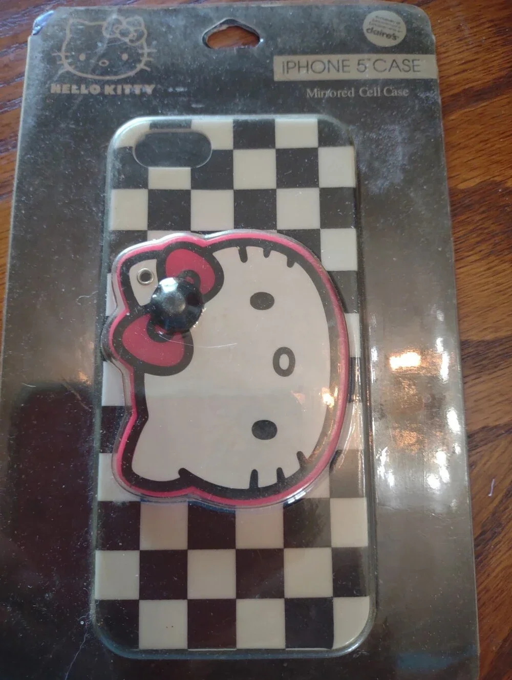 Hello Kitty Mirrored Checkered Hard Case for Apple iPhone 5 Black White Pink